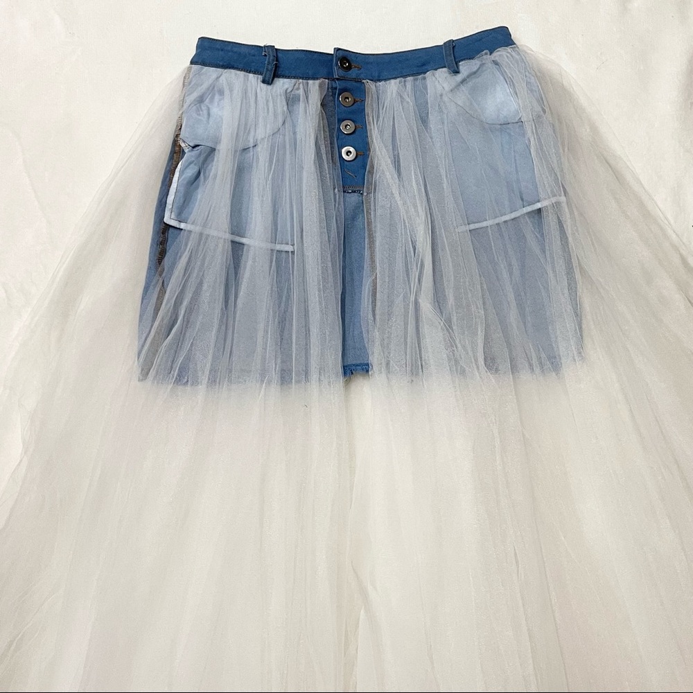 Fashion Nova tulle maxi skirt w/mini denim skirt underneath | size large